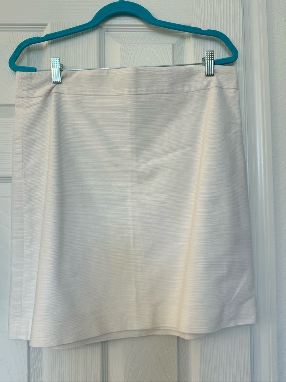 Ann Taylor White Skirt